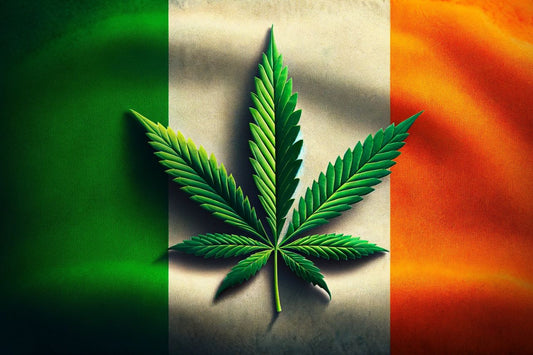 Bandeira irlandesa e uma folha de canábis